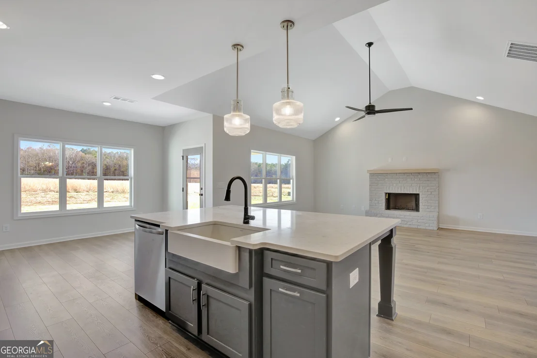 Photo of 1100 Patterson Road
