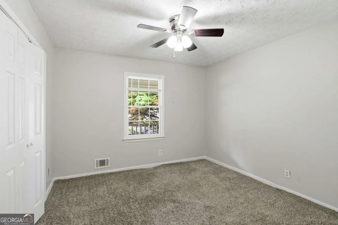 Photo of 2671 Pine Log Way