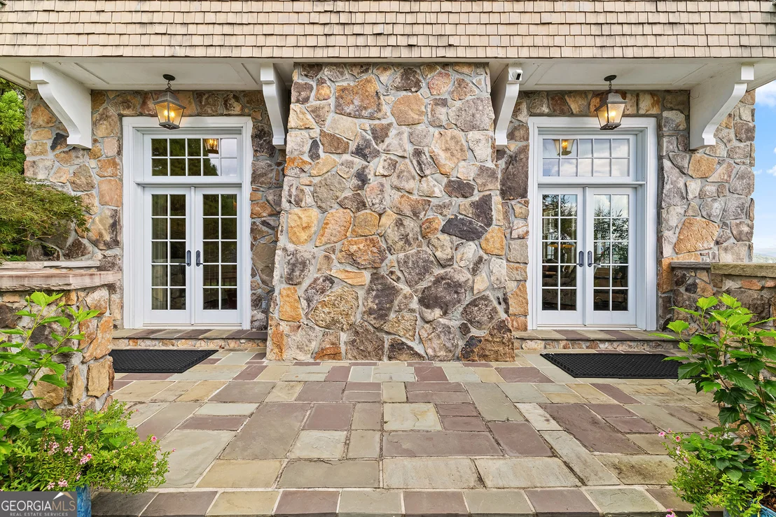 Photo of 630 Waterfall Drive