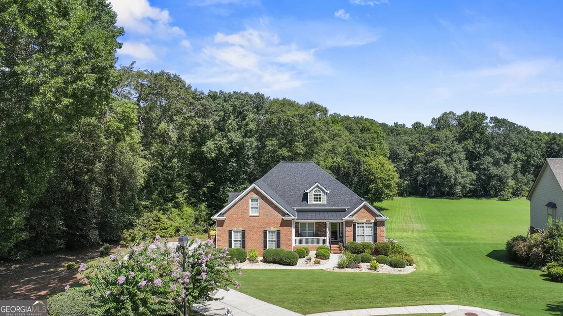 Photo of 100 Cole Point
