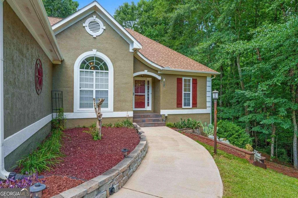 Photo of 340 Flowers Drive