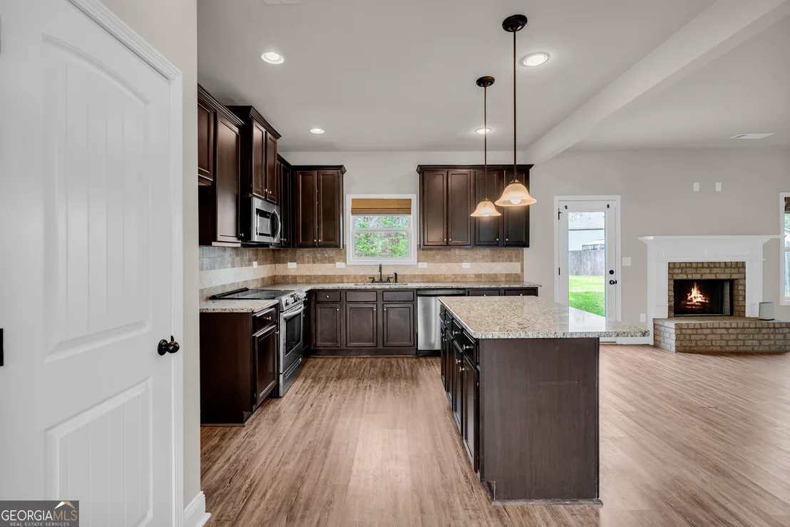 Photo of 9003 Holder Road