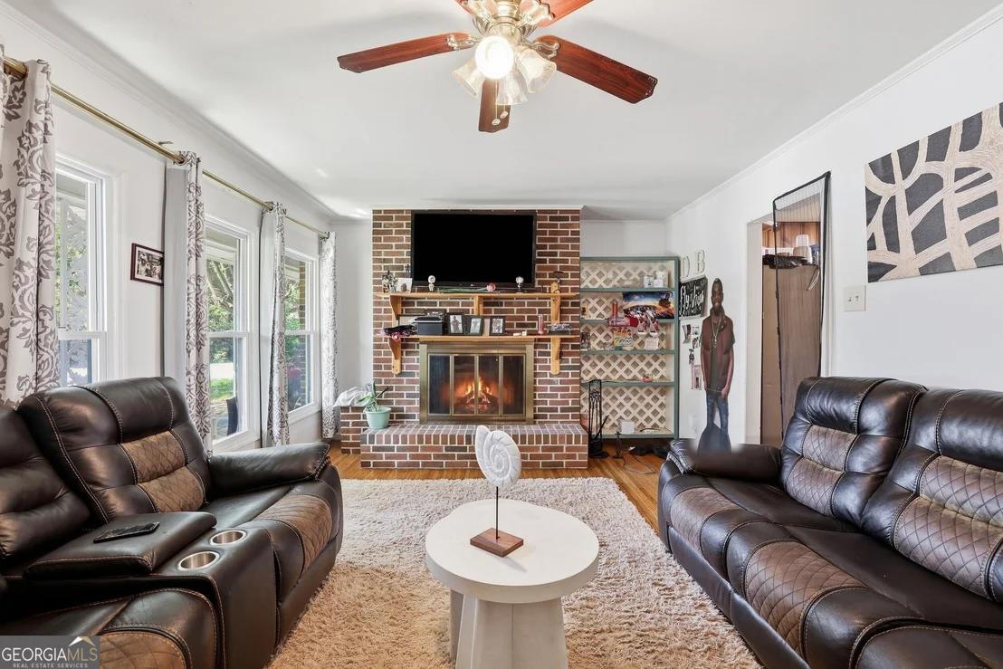 Photo of 327 Poplar Street