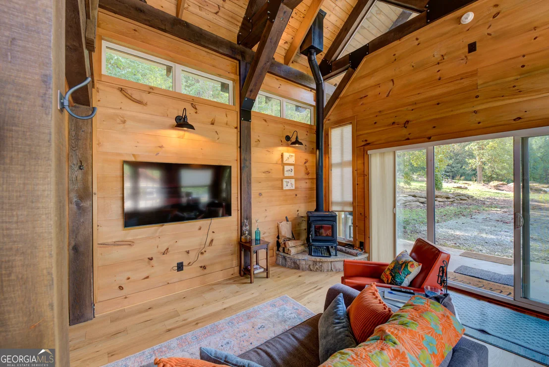 Photo of 141 Flying Ranch Drive