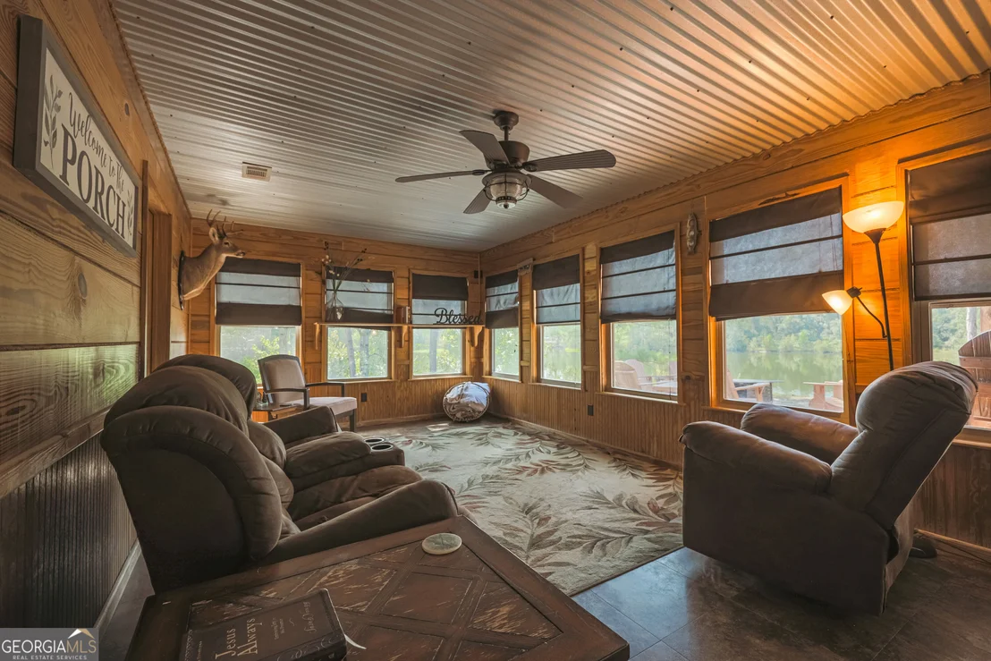 Photo of 3733 Oak Hill Road