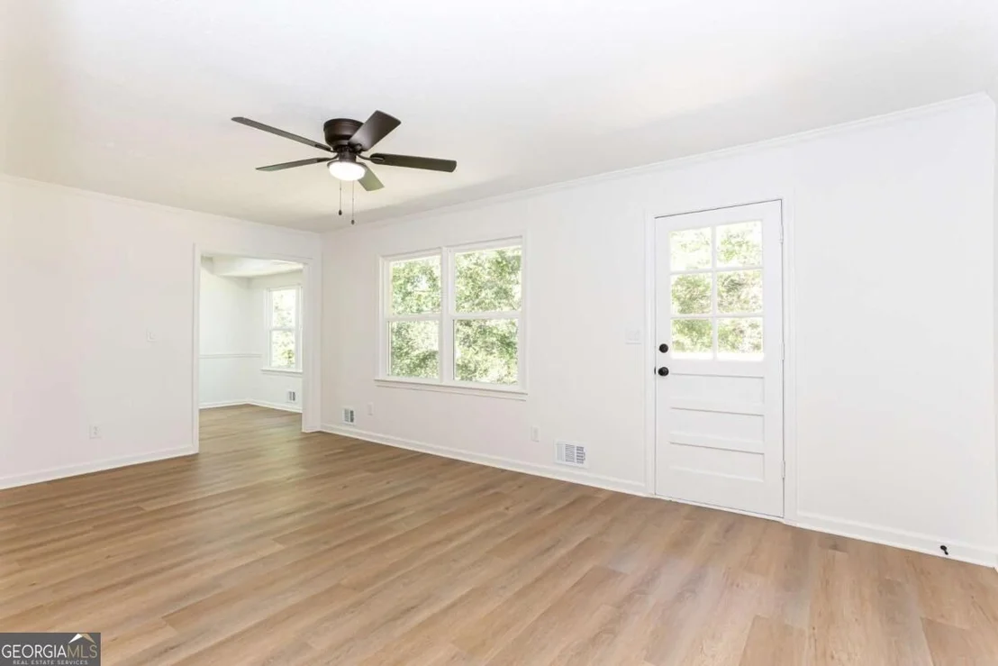 Photo of 2882 Creek Drive