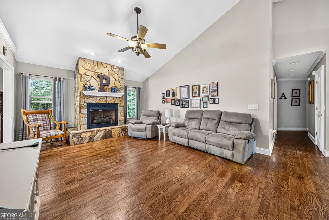 Photo of 223 Stonebrook Drive
