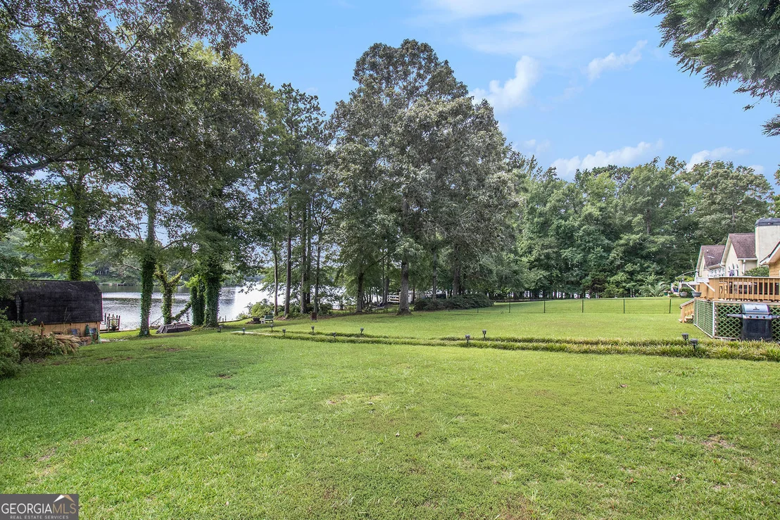 Photo of 96 Pointe View Court