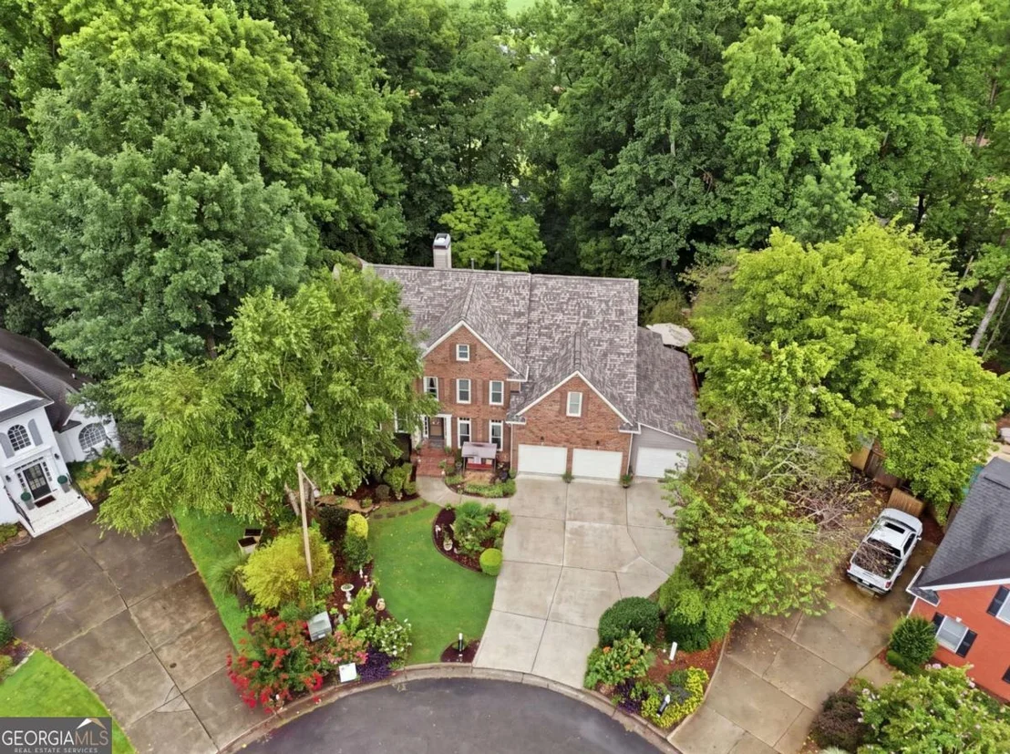Photo of 214 Glenbrook Lane