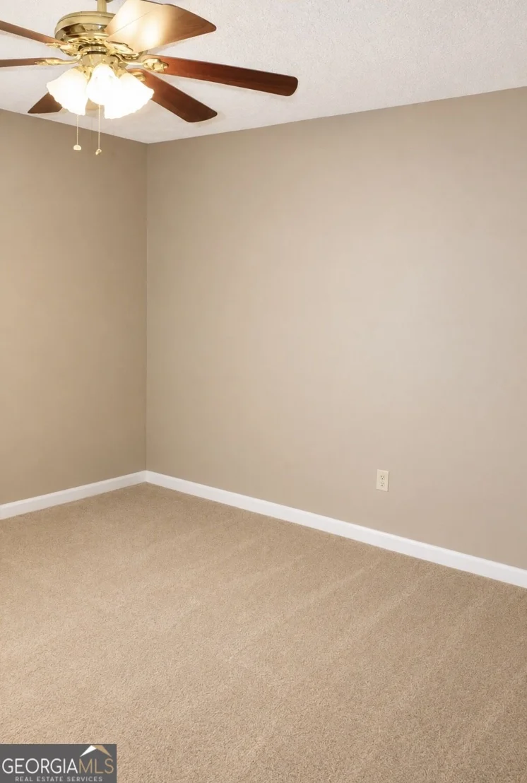 Photo of 813 HESTER Drive