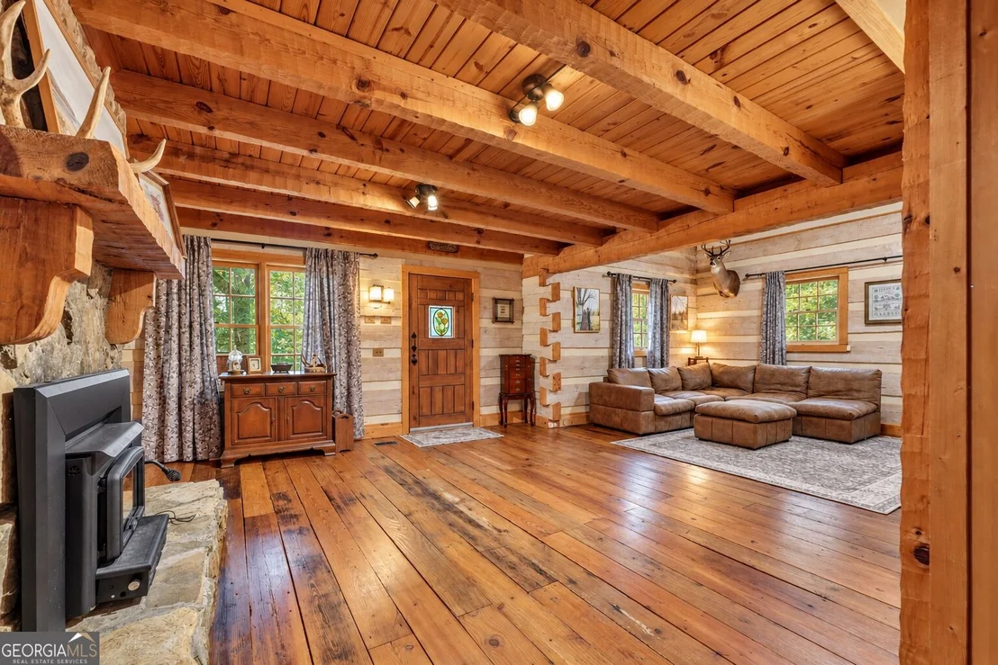 Photo of 531 Caldwell Road