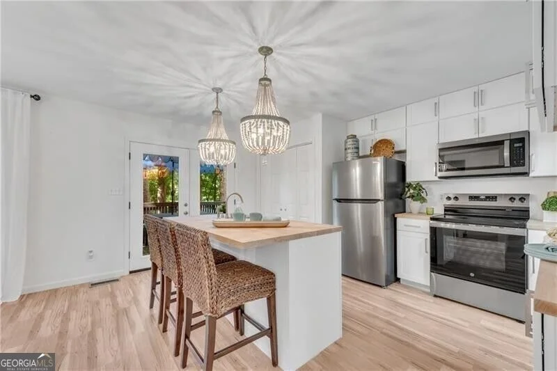 Photo of 140 Julia Ann Circle