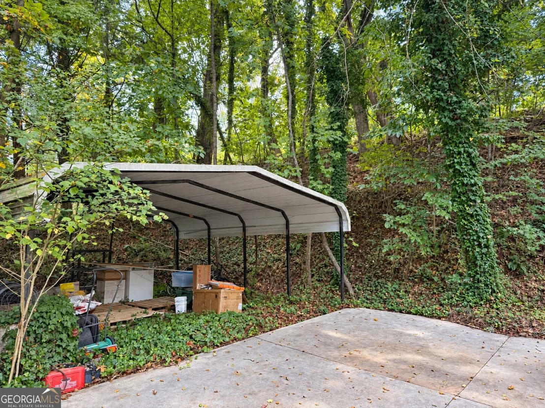Photo of 669 Shorewood Circle