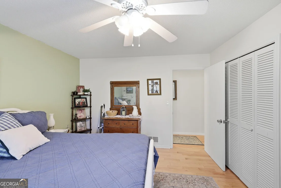 Photo of 155 Valley Road