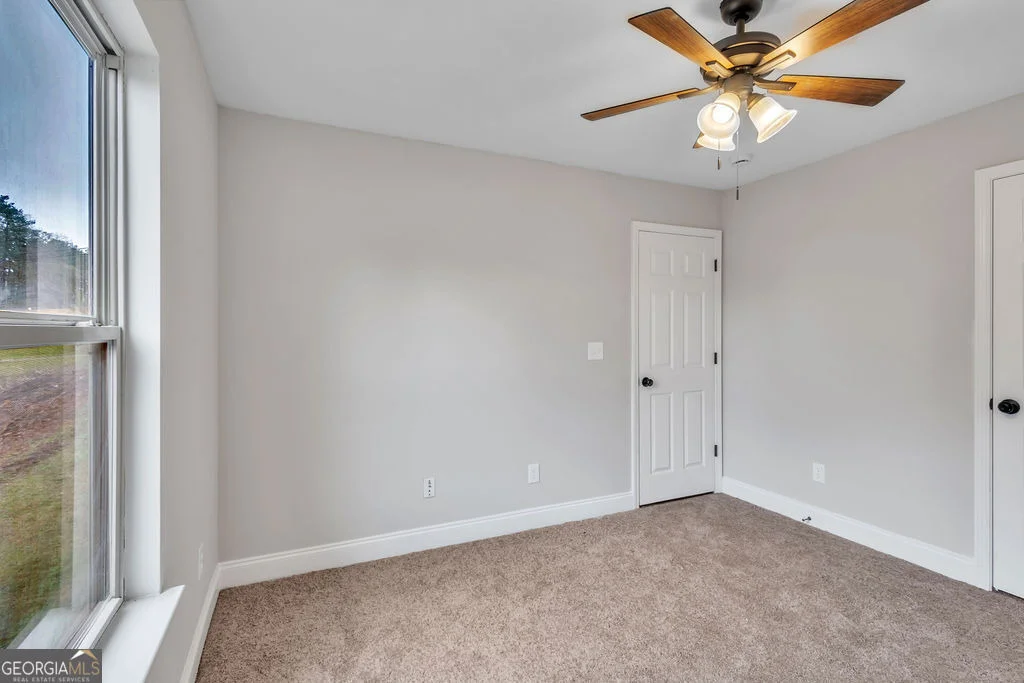 Photo of 405 Azalea Drive