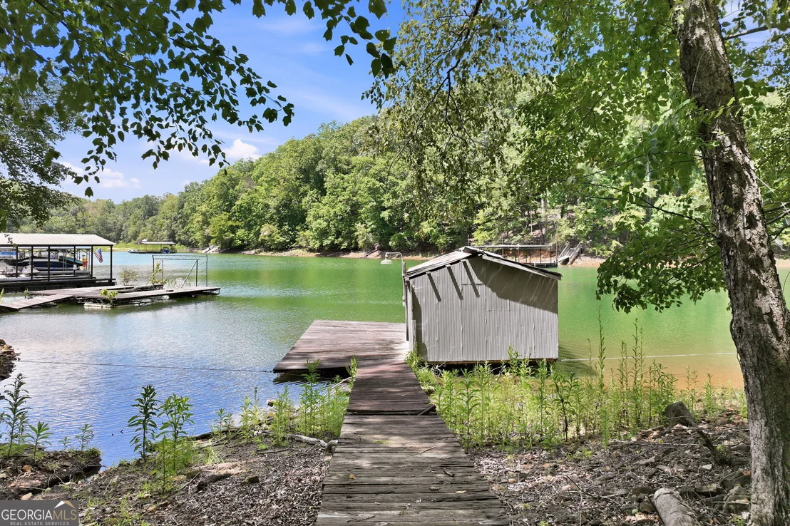 Photo of 6495 Julian Road