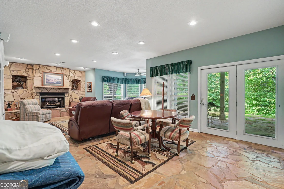 Photo of 285 Sunset View Road