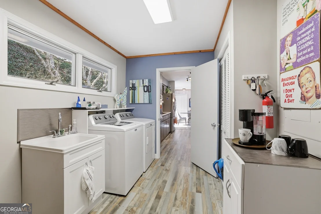 Photo of 499 Ridgepole Drive