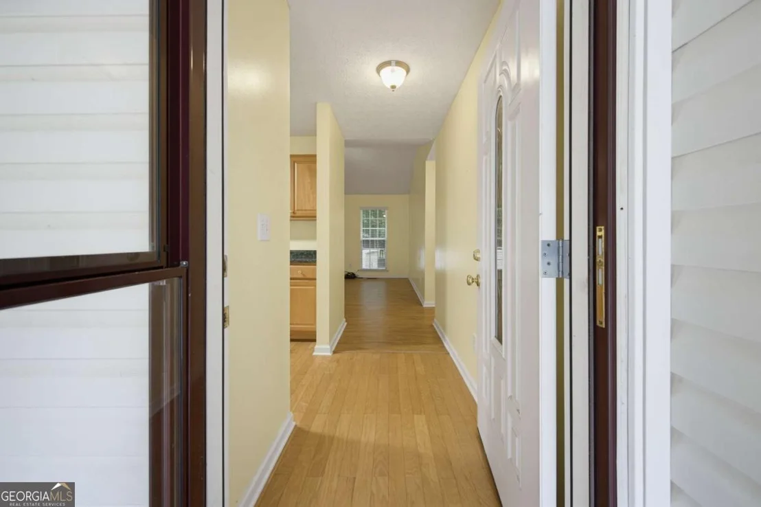 Photo of 320 River Chase Drive