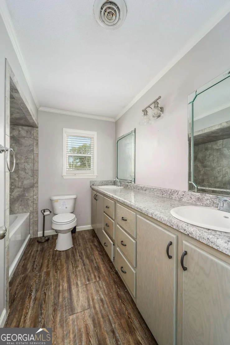 Photo of 1729 W Forest Drive