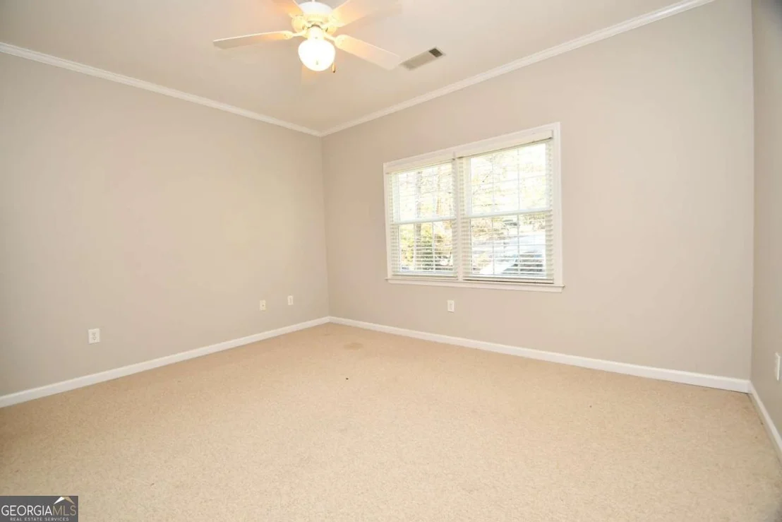 Photo of 218 Thornhill Drive