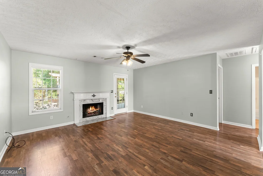 Photo of 302 Shenandoah Circle