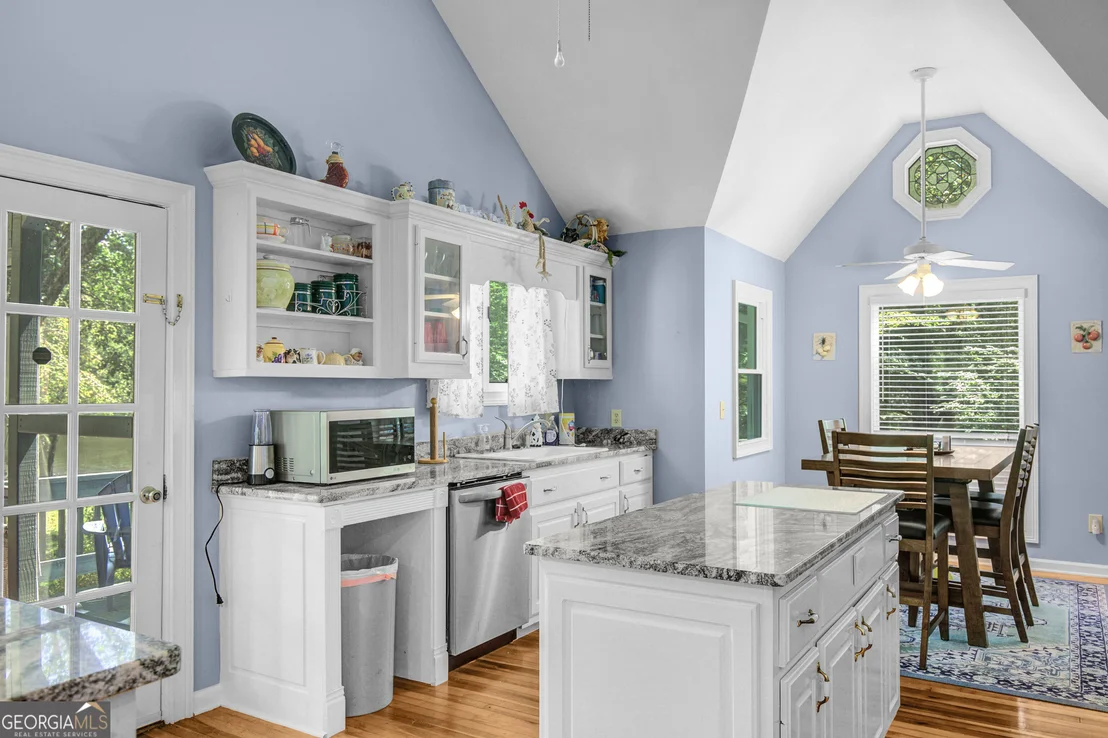 Photo of 215 Wessmanor Drive