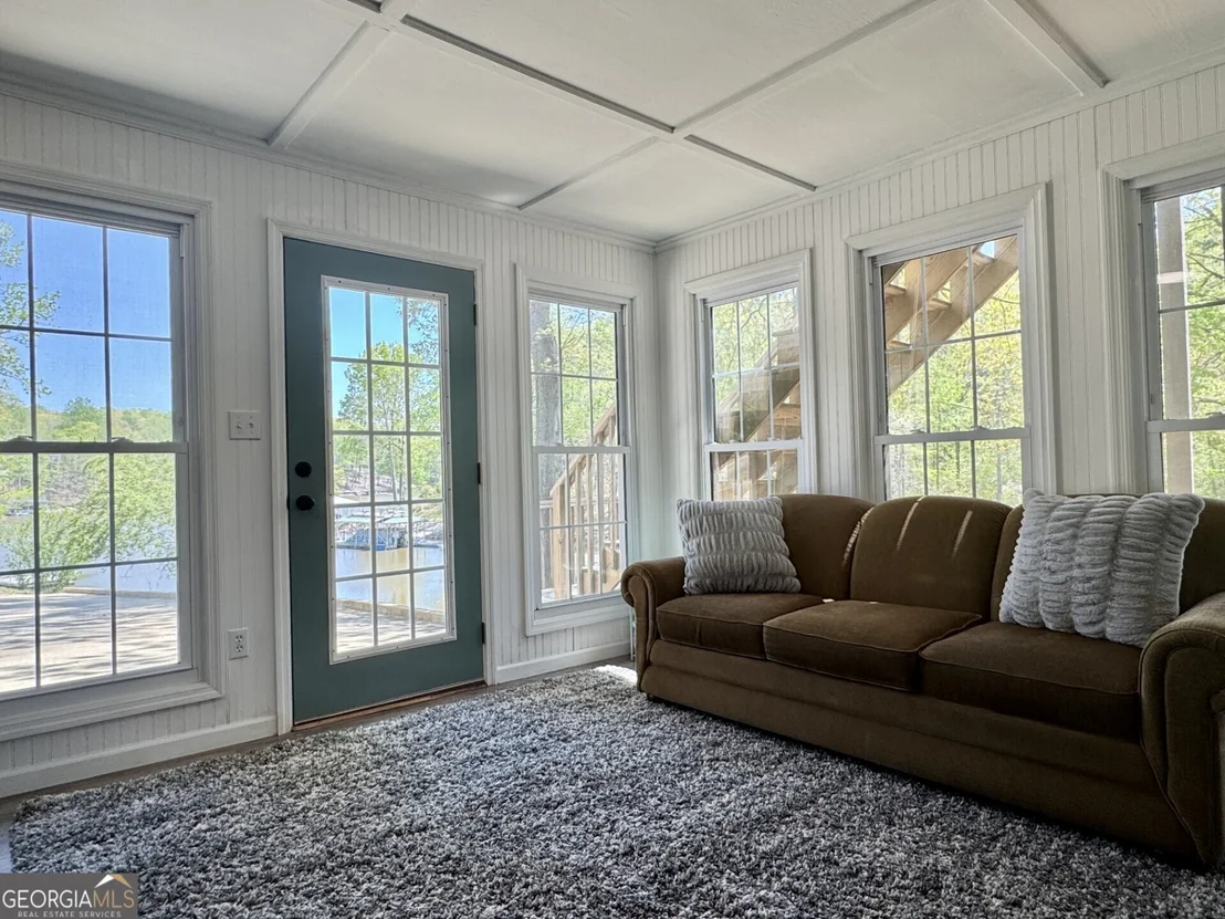 Photo of 111 Warren Drive