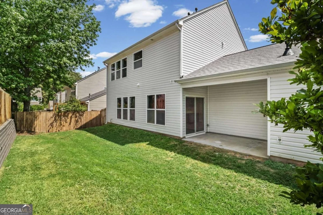 Photo of 1204 Red Bud Lane