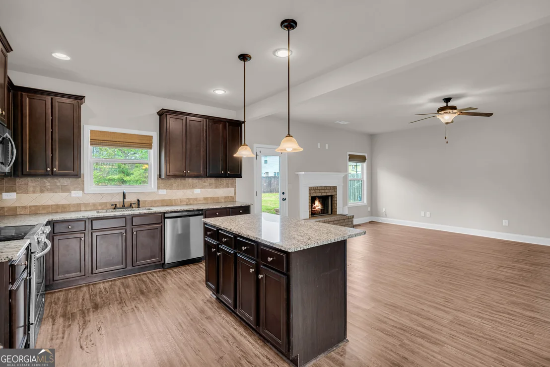 Photo of 9003 Holder Road