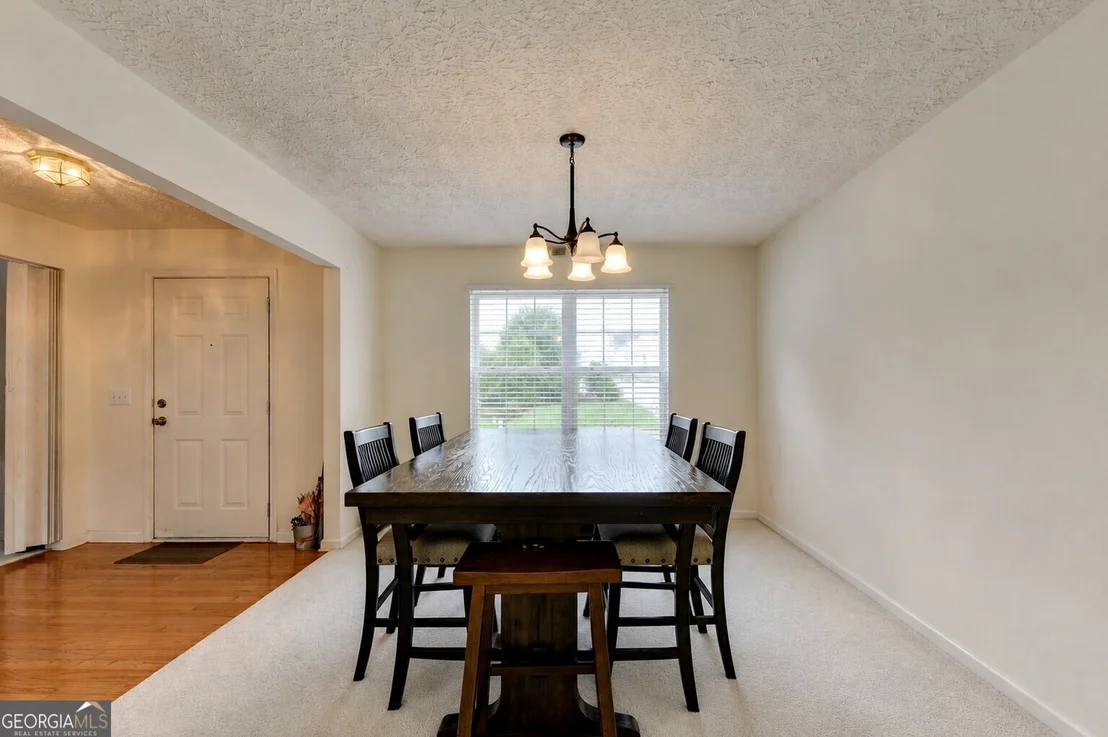Photo of 3012 River Garden Road