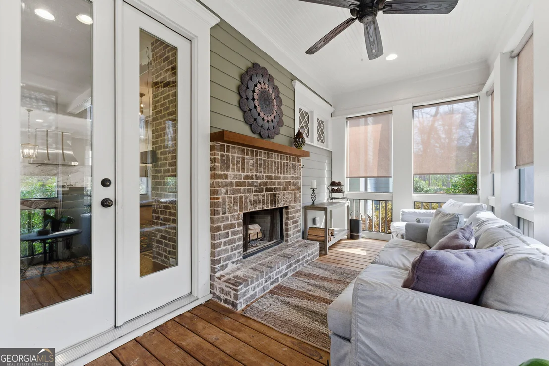 Photo of 1205 Oldfield Road