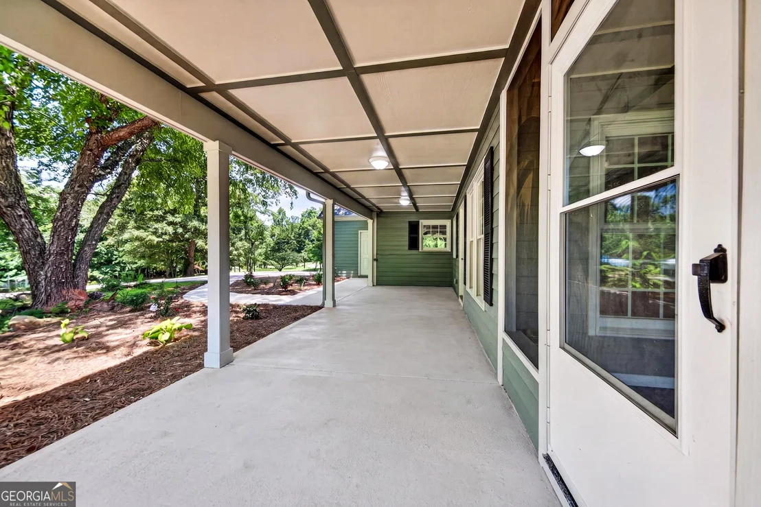 Photo of 1070 Cannon Bridge Road