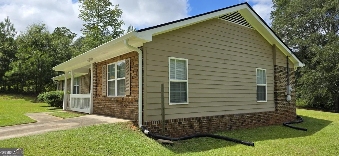 Photo of 657 Tom McKinley Road