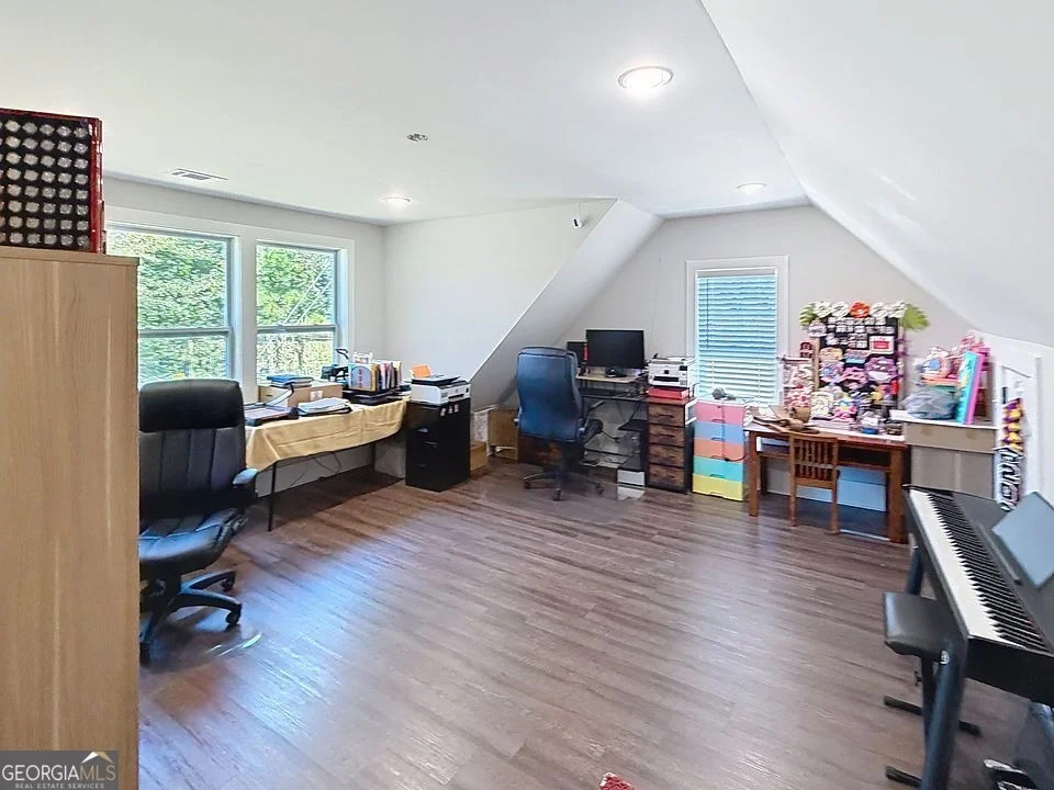 Photo of 844 Pool Road