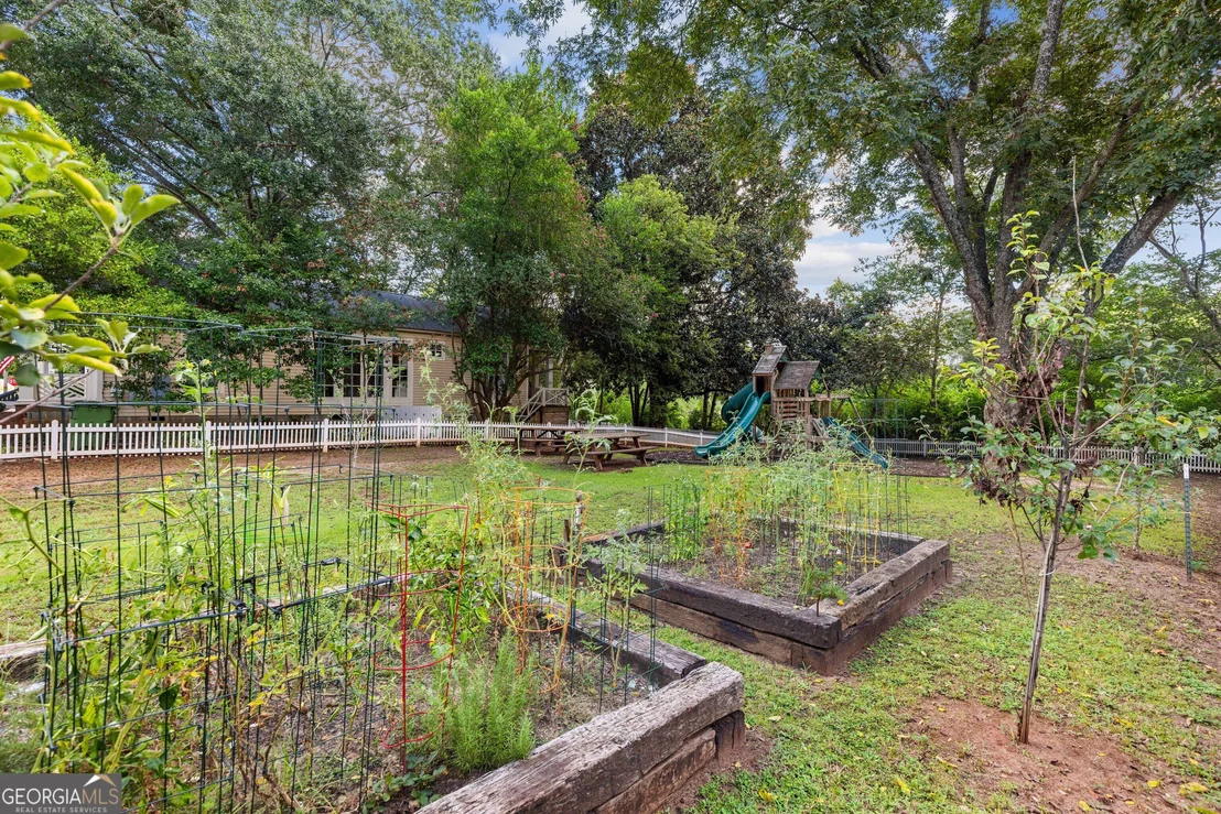 Photo of 2910 Bradley Circle