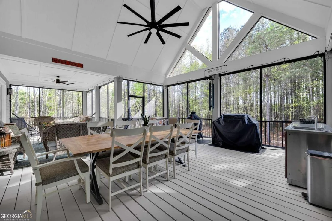 Photo of 2499 River's Edge Drive