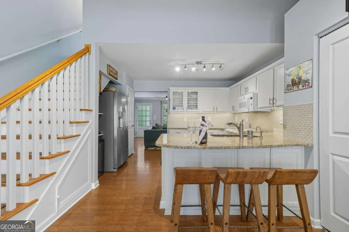 Photo of 263 Lakeside Drive