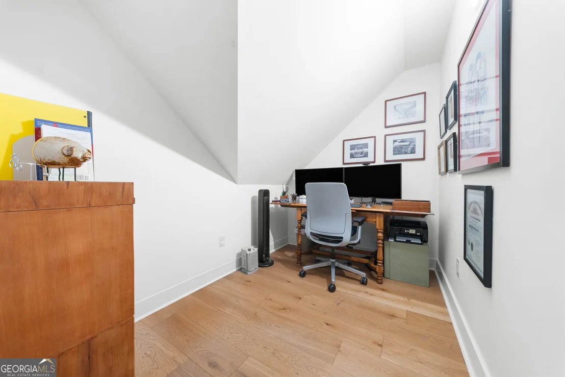 Photo of 216 Baker Street