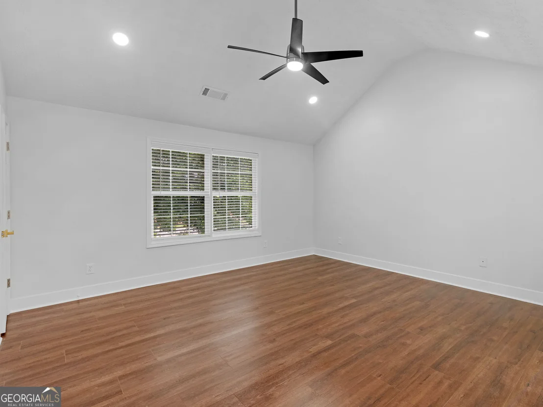 Photo of 493 Cathedral Drive