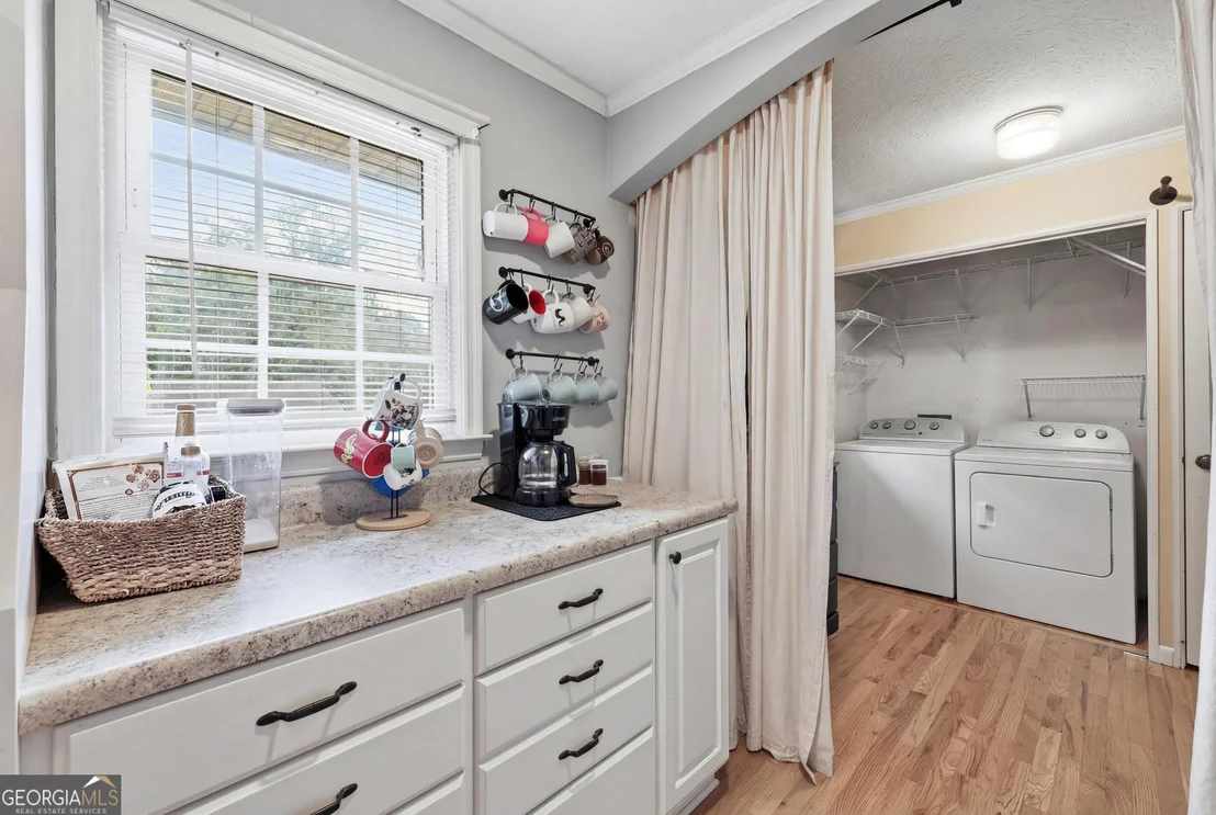 Photo of 125 Windsor Drive