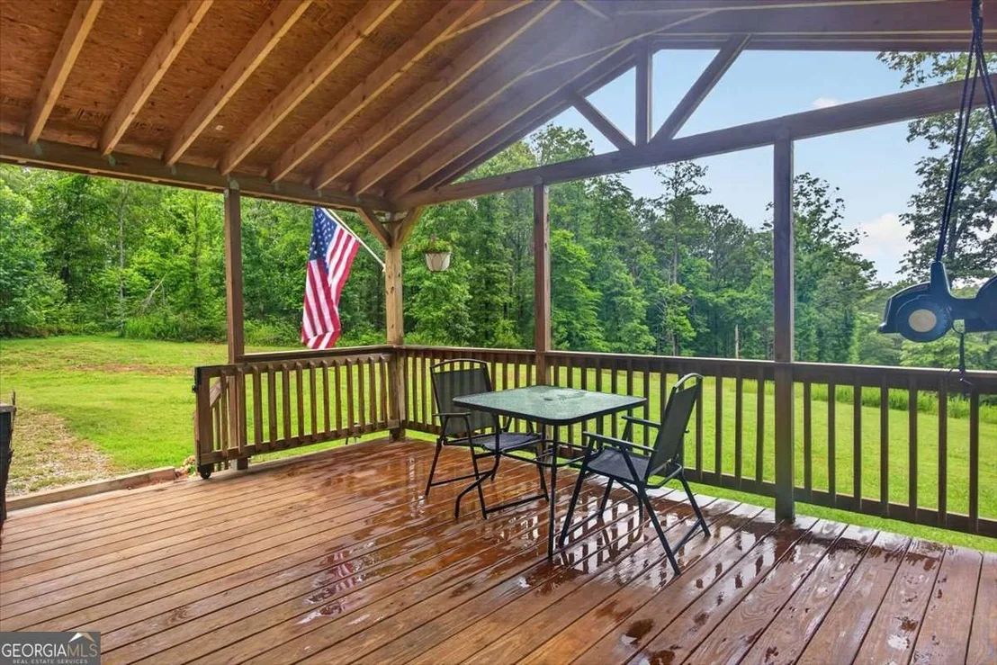 Photo of 930 Dry Pond Lane