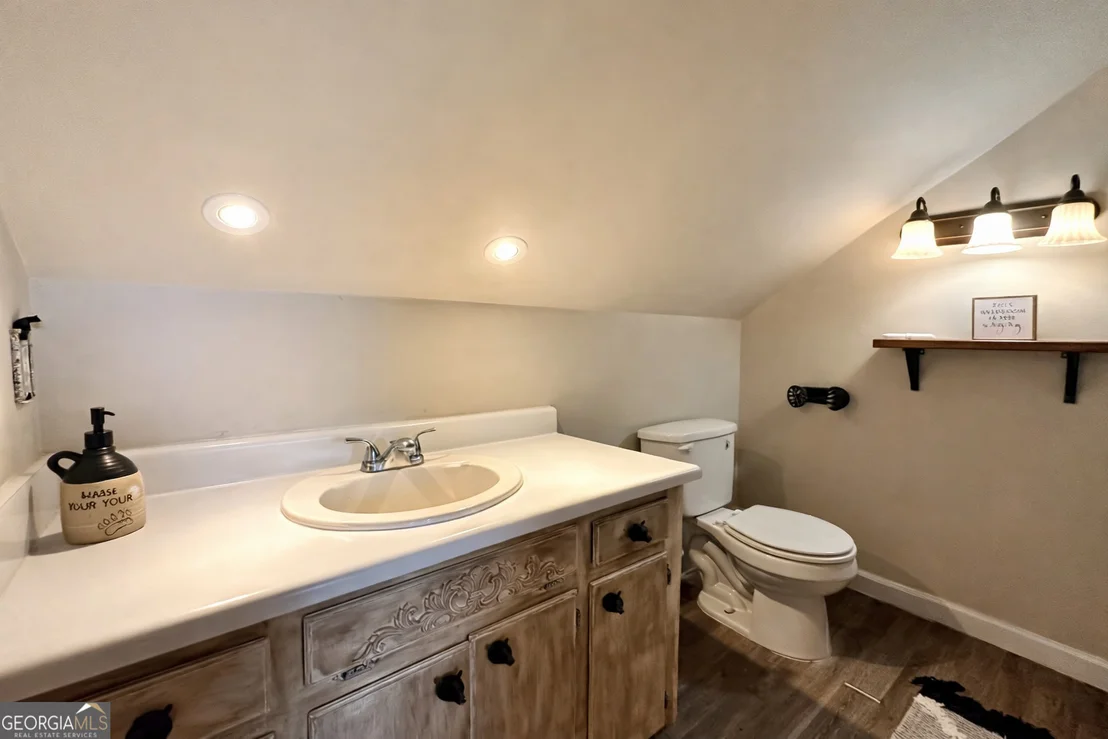 Photo of 5690 Drusilla Lane