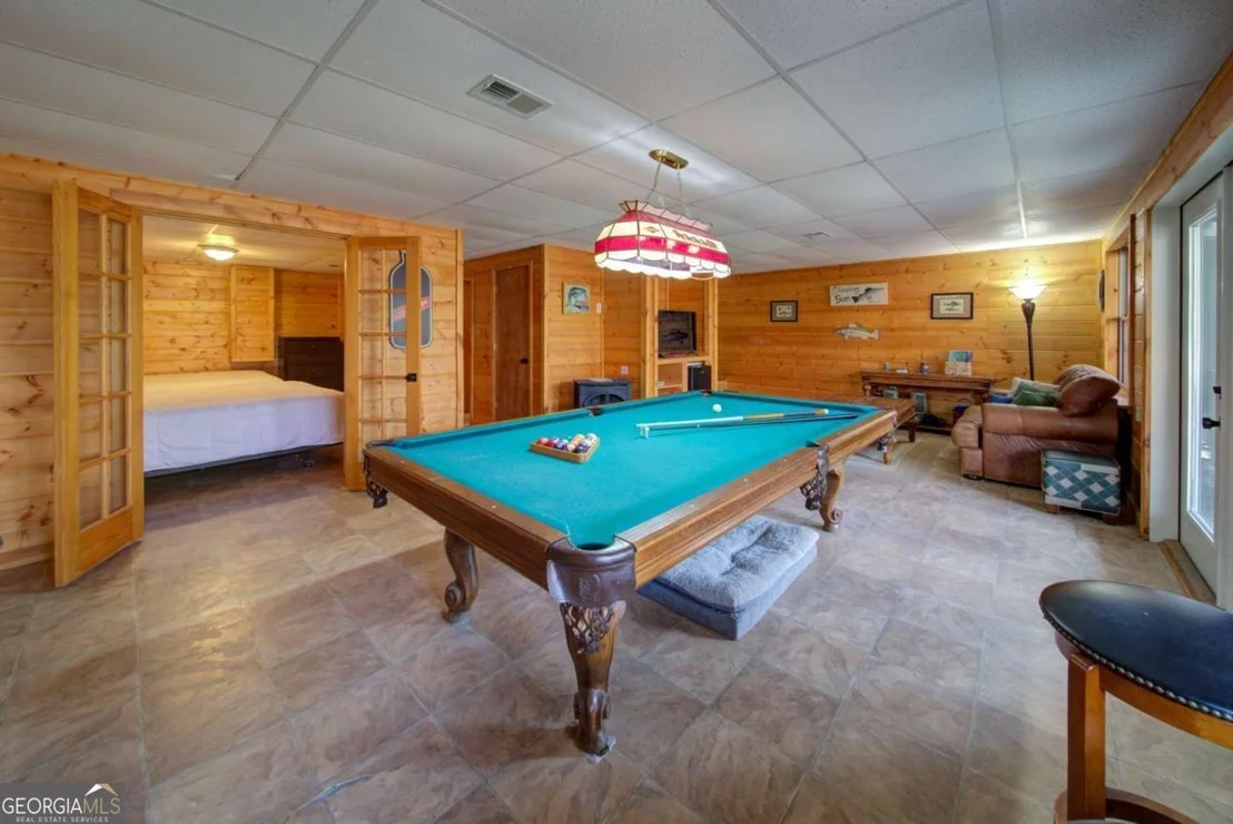 Photo of 265 Echo Lane