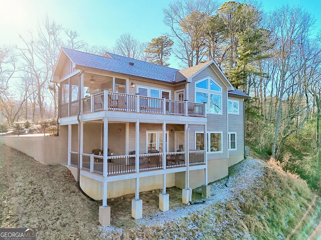 Photo of 916 Arbor Drive