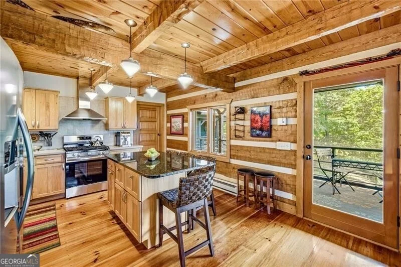 Photo of 7625 Fish Hook Lane