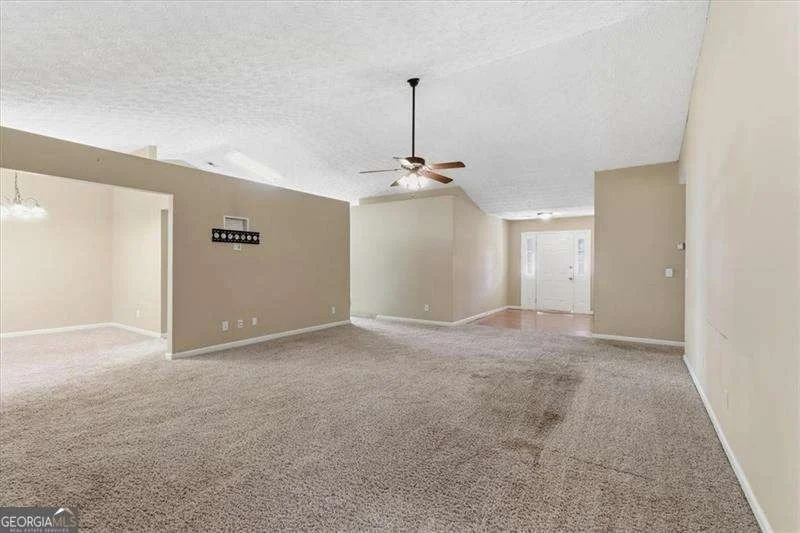 Photo of 252 Springbrooke Trail
