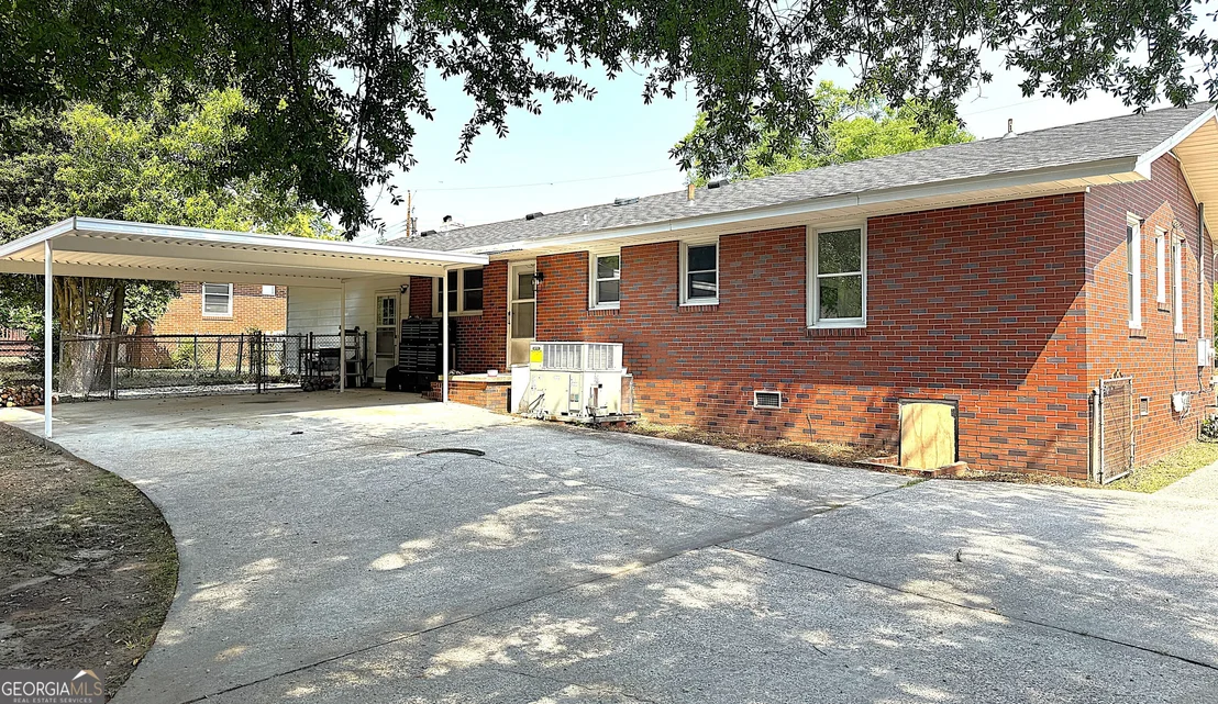 Photo of 2232 Lee Street