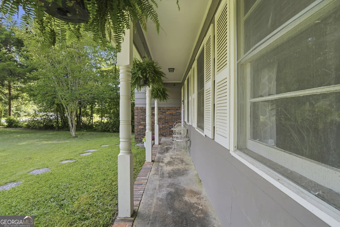 Photo of 1179 Matthews Place