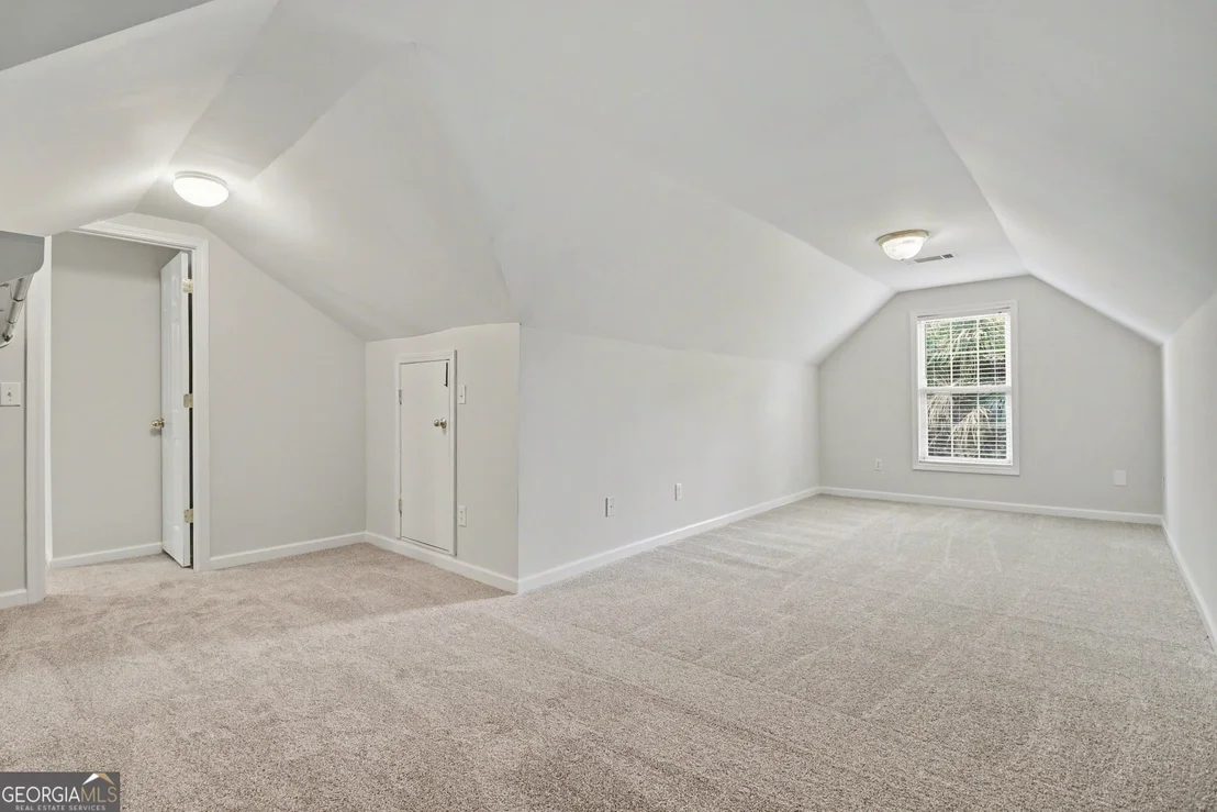 Photo of 3055 Heatherstone Drive